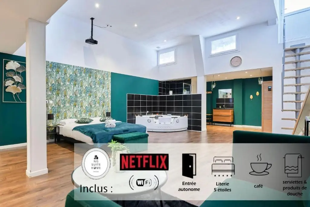 Image de l'annonce NG SuiteHome - Lille l Roubaix l Mairie - Gare l Nain - Grand Studio - Balnéo - Sauna - Netflix - Wifi