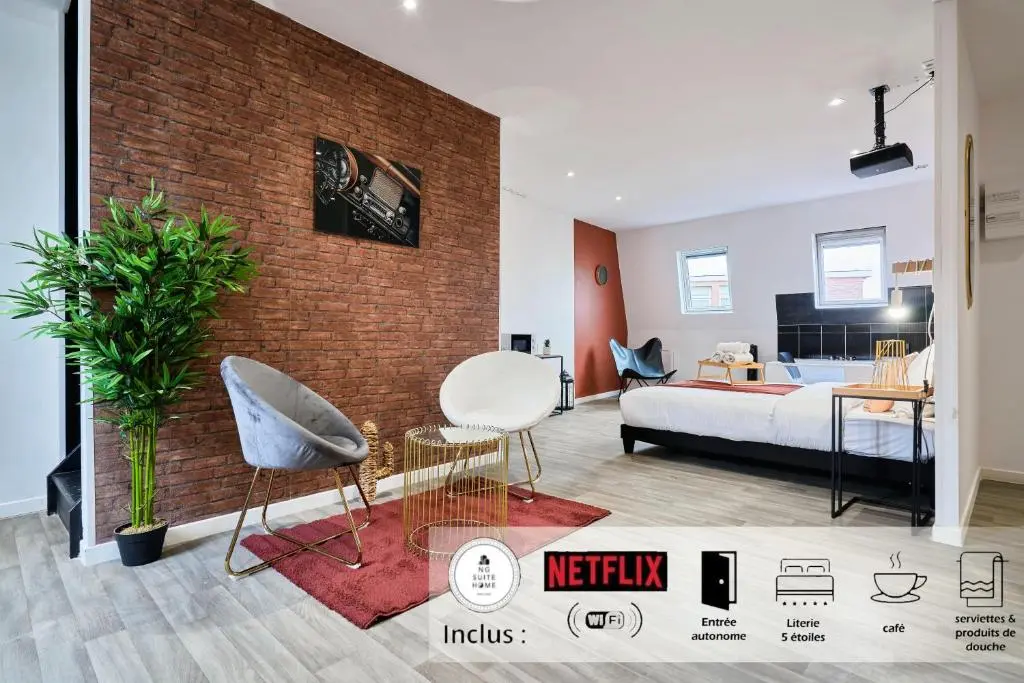 Image de l'annonce NG SuiteHome - Lille I Roubaix Centre I Grand Place - Balnéo - Netflix - Wifi