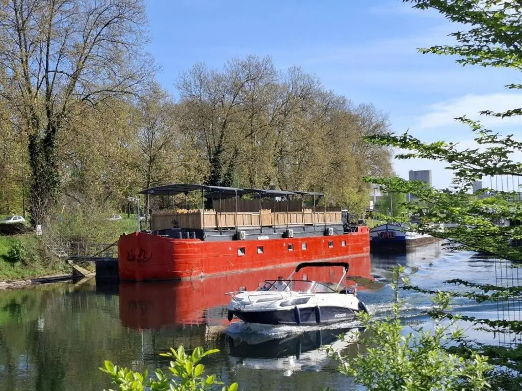 Image de l'annonce La péniche de Fabrice avec Jacuzzi privatif