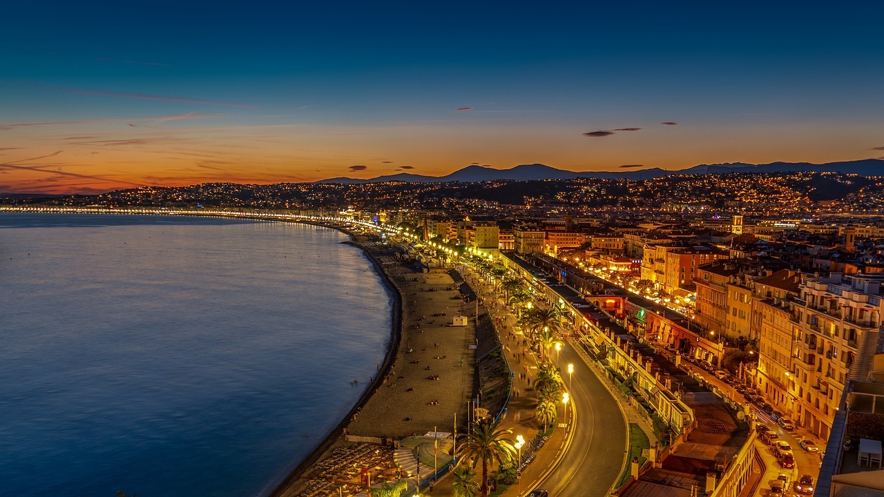 Le bord de mer de Nice